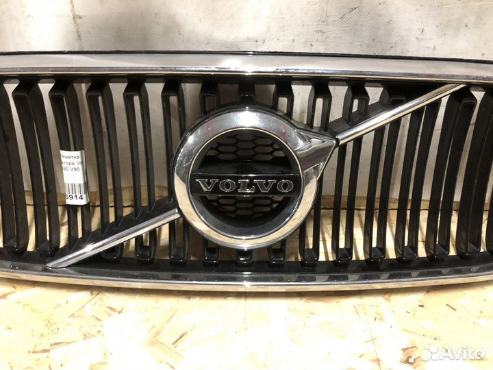 Решетка радиатора Volvo S90 V90