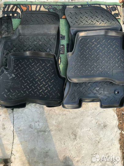 Автомобильные коврики резиновые Volkswagen