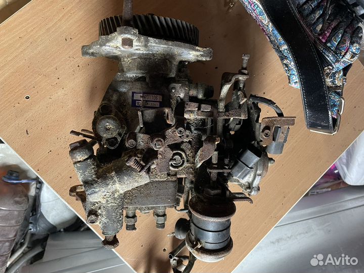 Тнвд 4M40 zexel ME201106 на запчасти