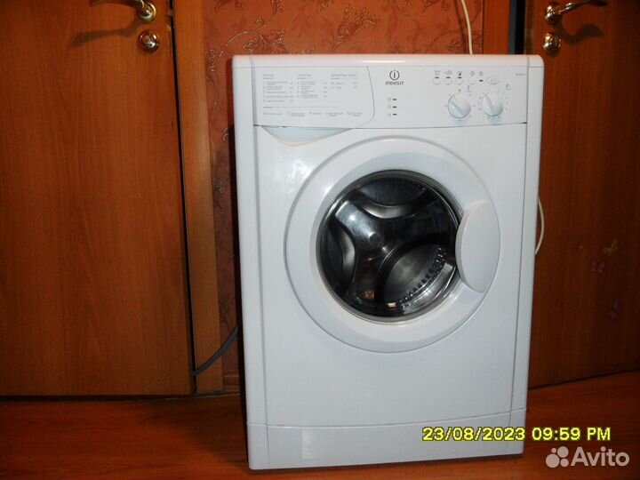 Узкая стиральная машина Индезит 4 кг