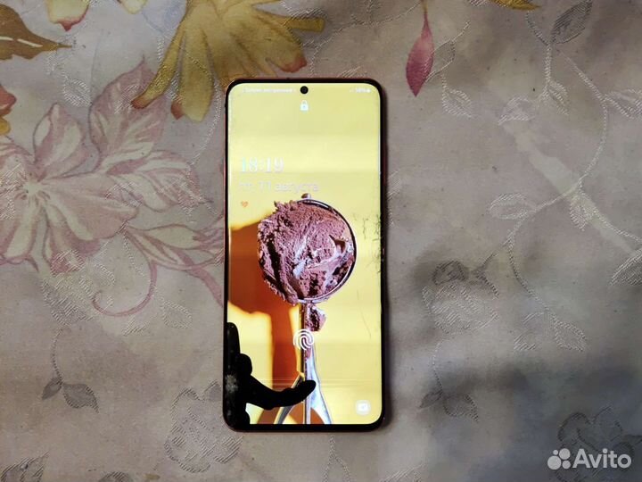 Samsung Galaxy S20, 8/128 ГБ