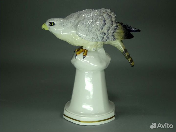 Фарфоровая антикварная статуэтка.Германия