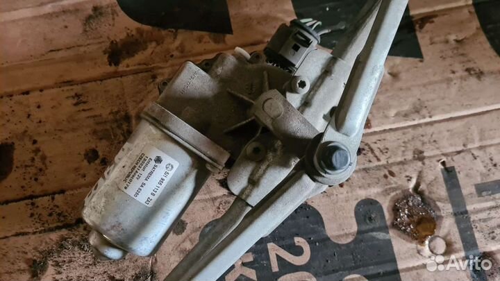 Моторчик стеклоочистителя перед skoda fabia