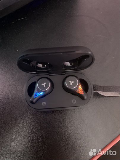 Беспроводные наушники