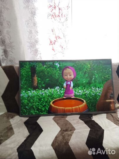 Телевизор ledtv,hartens 43дюйма(109)см, SMART tv