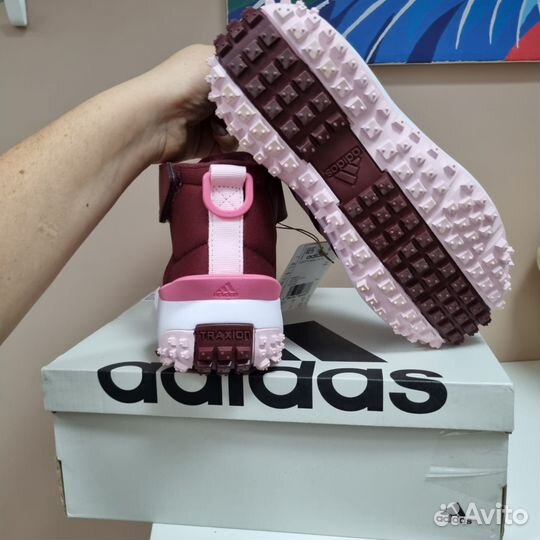 Новые демисезонные ботинки adidas 35