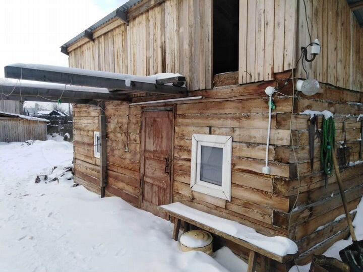 Дом 54 м² на участке 4 сот.