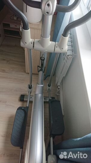 Эллиптический тренажер Oxygen Adelaide