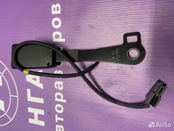 Ответная часть ремней передняя Kia Ceed ED G4FC