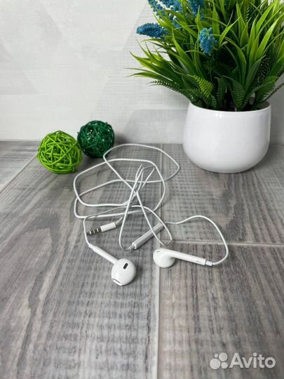 Оригинальные наушники EarPods With 3.5mm