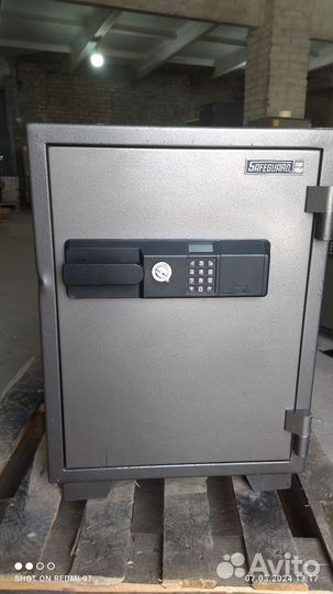 Сейф огнестойкий - Бесплатная Доставка