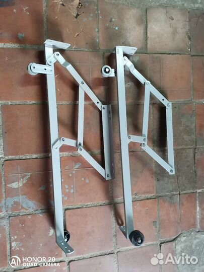 Подъёмный механизм для дивана