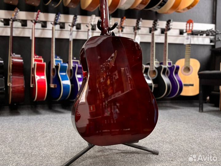 Гитара акустическая