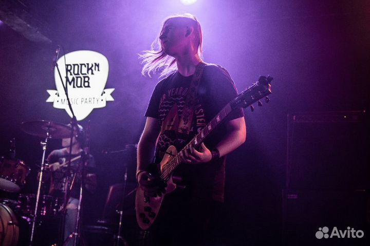 Преподаватель по электрогитаре