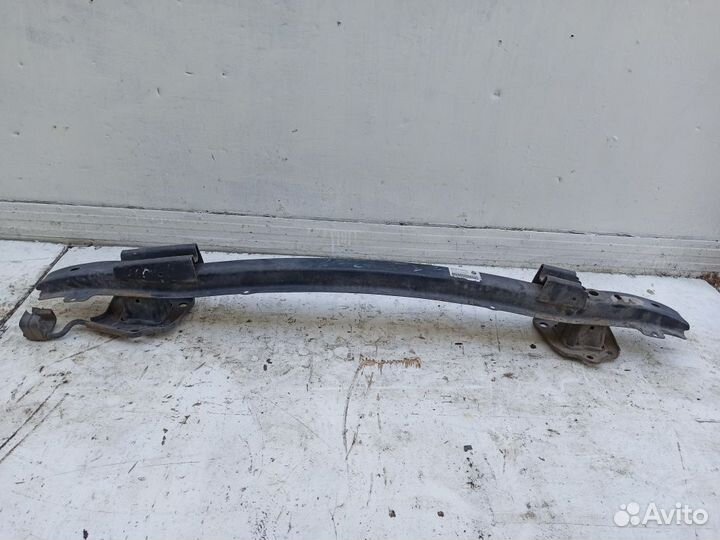 Усилитель заднего бампера