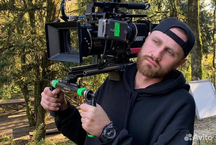 Режиссер, кинооператор, видеограф