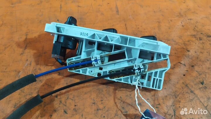 Блок управления печкой Honda Hr-v GH1