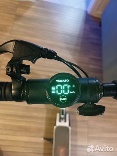 Самокат yamato pes 0809 pro