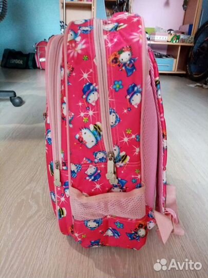 Школьный рюкзак