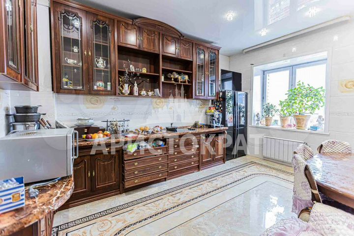3-к. квартира, 119,4 м², 6/12 эт.