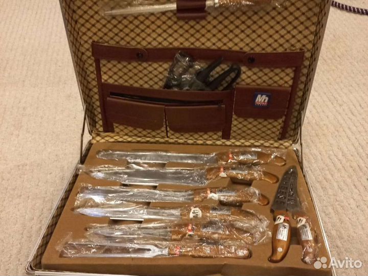 Набор для пикника в чемодане