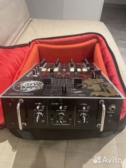 Микшерный пульт