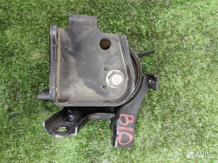 Опора (подушка) двигателя левая Hyundai Tucson (J