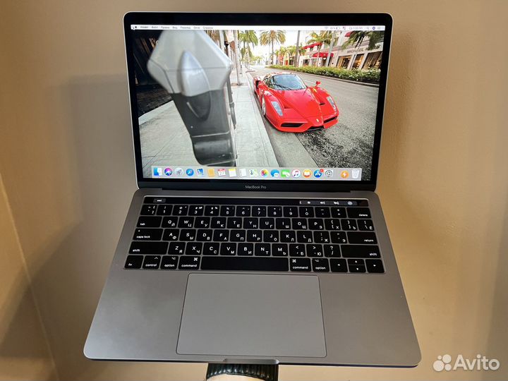 Apple MacBook Pro 13 2017 i7 16 1Tb SSD touch BAR