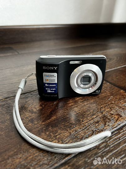 Компактный фотоаппарат Sony