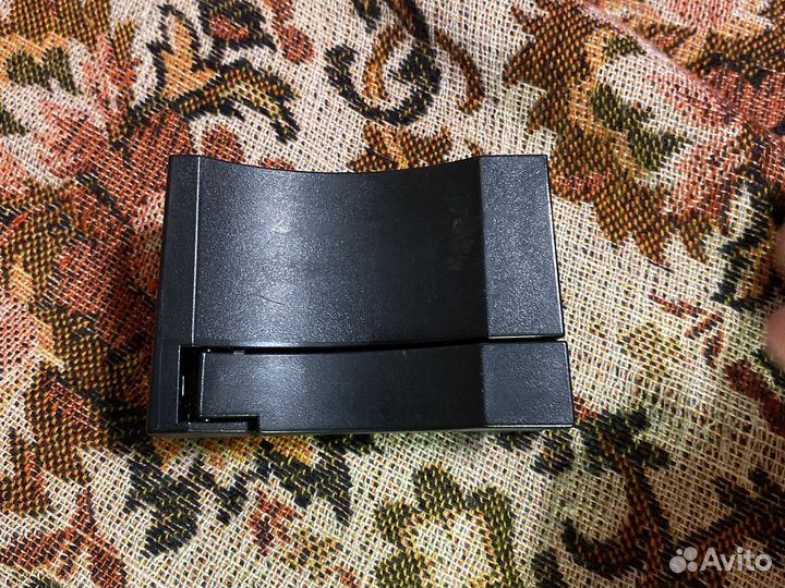 Перегородка подстаканника Toyota Land Cruiser 200