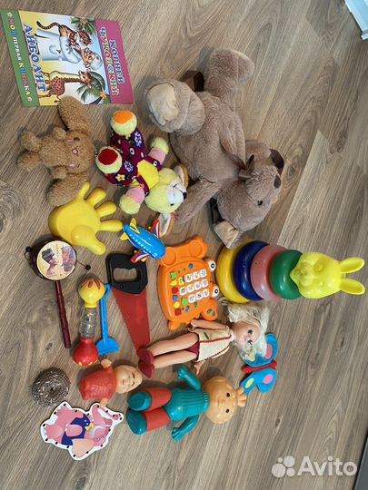 Детские игрушки + рюкзак