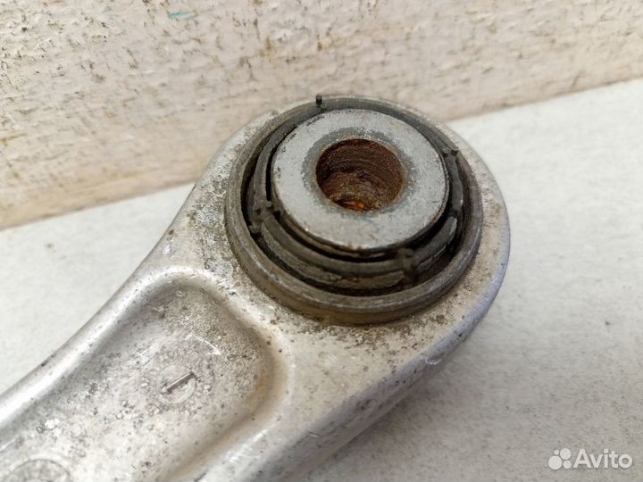 Рычаг задний верхний