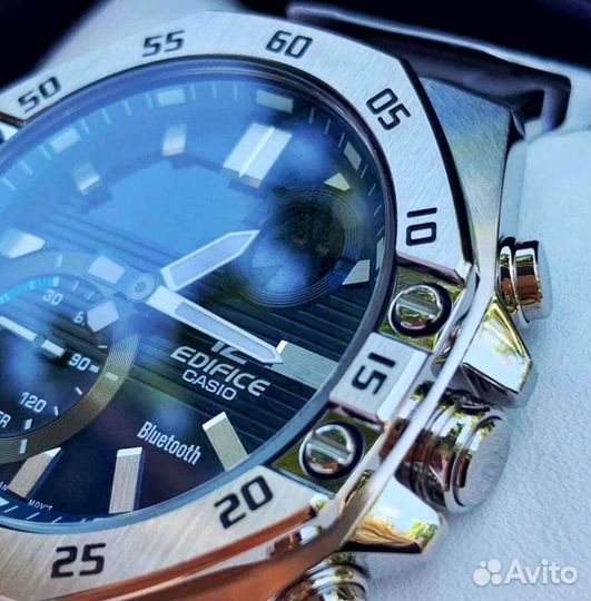 Часы Casio ECB-10D-2A