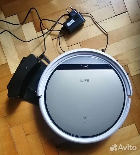 Робот пылесос ilife v50
