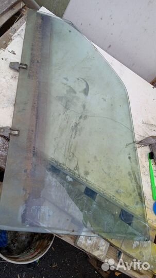 BMW e21 стекла