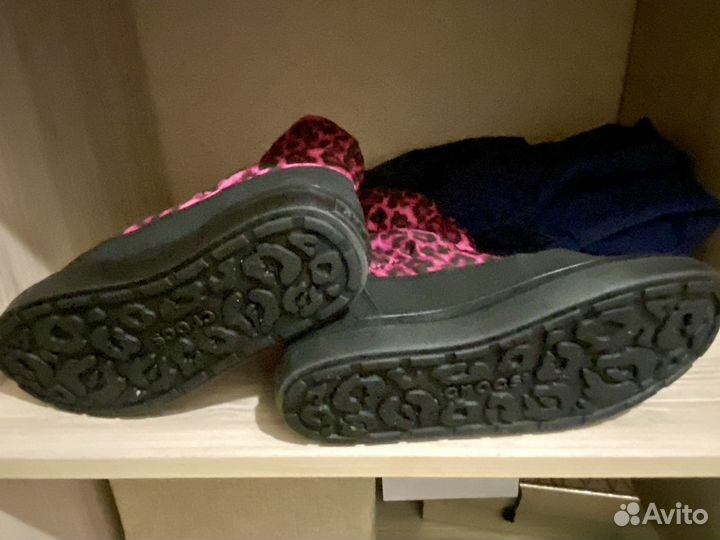 Сапоги женские Crocs w 8 демисезонные