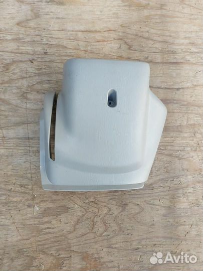 Кожух рулевой колонки Toyota Prius NHW11