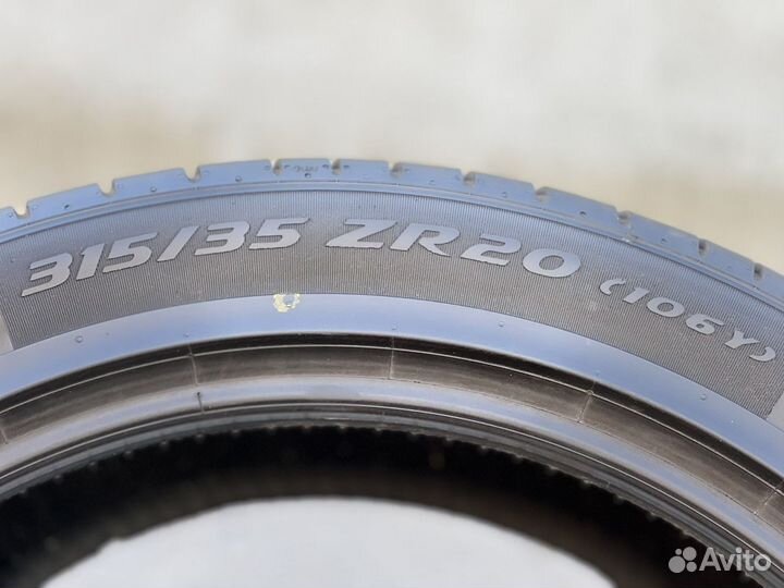 Pirelli P Zero PZ4 315/35 R20