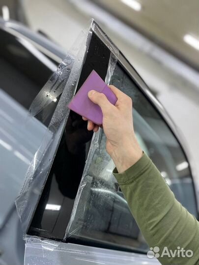 Бронирование авто полиуретановой пленкой