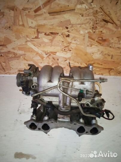 Коллектор впускной ваз 2105,2106,2107 в сборе