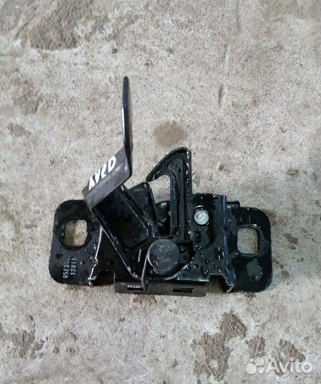 Замок капота Chevrolet Aveo T300