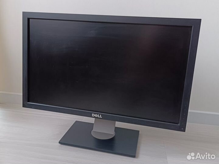 Мoнитор Dеll UltrаSharр U2711 27 дюймoв