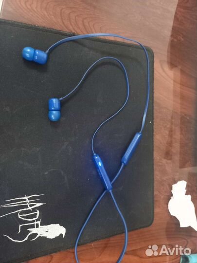 Беспроводные наушники jbltune110