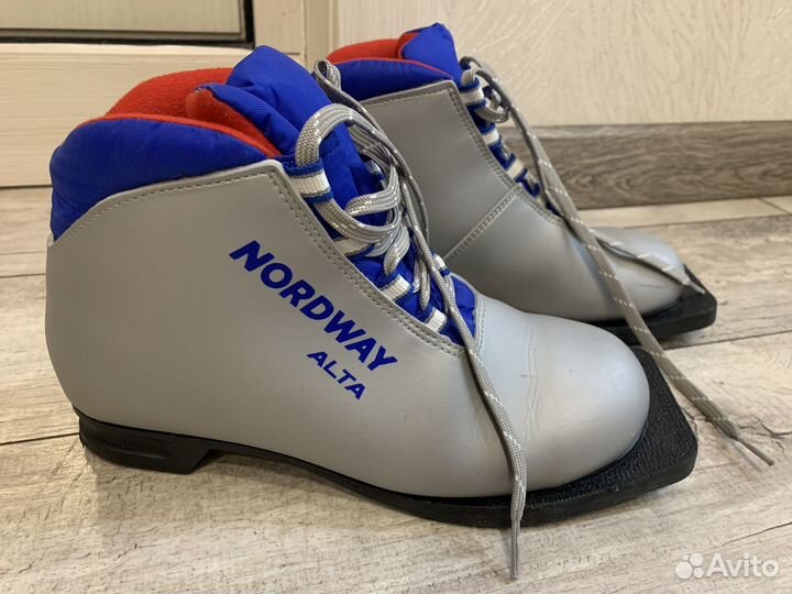 Лыжные ботинки детские Nordway Alta 36р