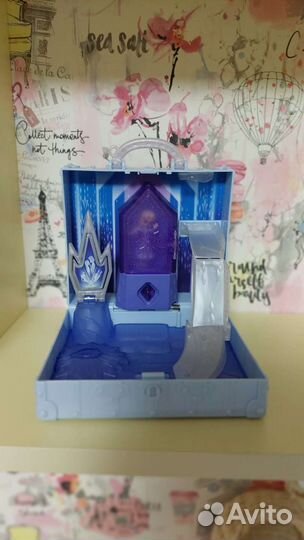 Чемоданчик с Эльзой и Анной