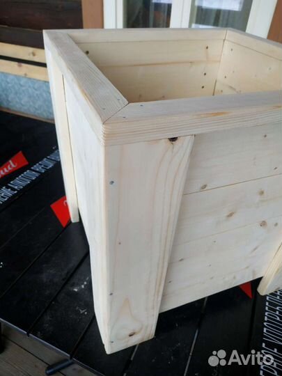 Деревянный горшок/вазон для туй (хвойных)