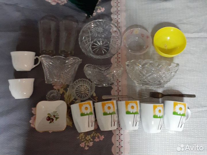 Пасуда тарелки и кружки