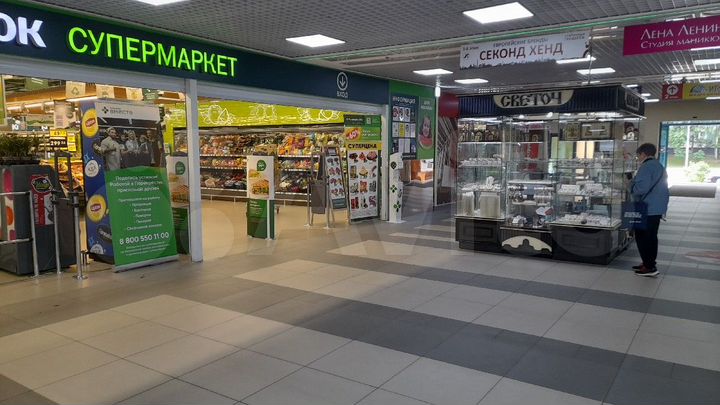 Торговая площадь-остров, 6 м² Прикассовая зона