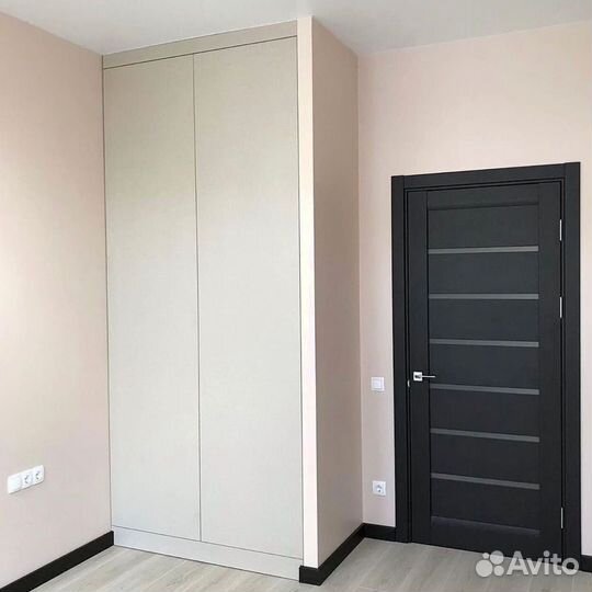 Шкафы распашные от мебельной фабрики