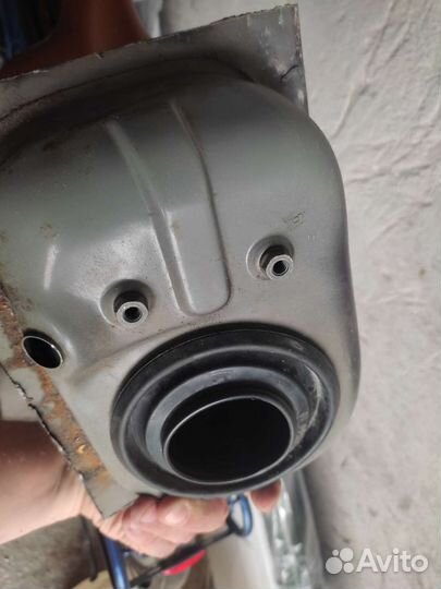 Лючок топливного бака Мерседес 210